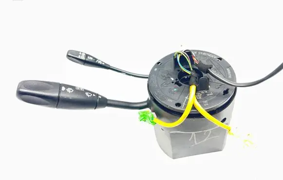 Mercedes-Benz C W203 Wiper turn signal indicator stalk/switch A2035408145