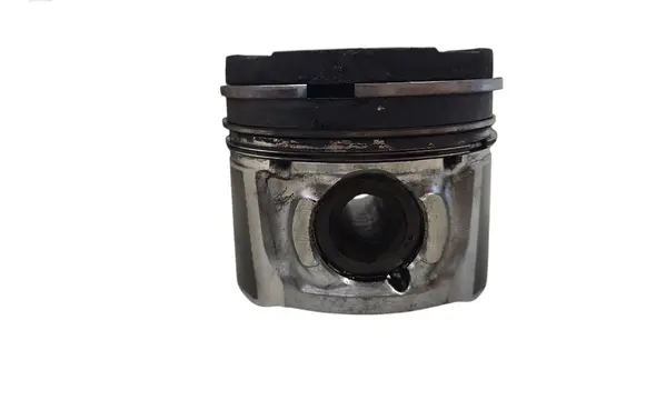 Volvo V50 Piston 