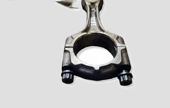 Toyota Corolla Verso AR10 Connecting rod/conrod