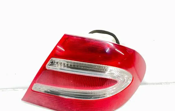 Mercedes-Benz CLK A209 C209 Rear/tail lights A2098200264