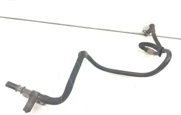 Volkswagen Golf VII Vacuum line/pipe/hose 04L129656D