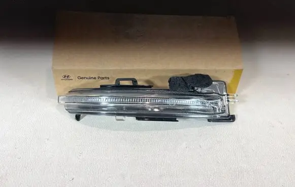 Hyundai Kona II Mirror indicator light 87624BE000