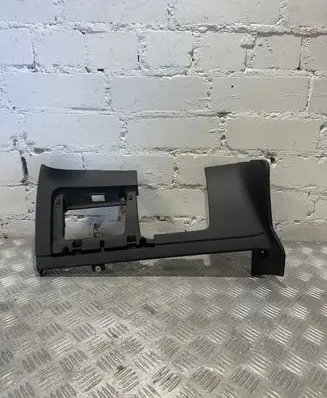 Volkswagen Golf VII Dashboard lower bottom trim panel 5g1858367
