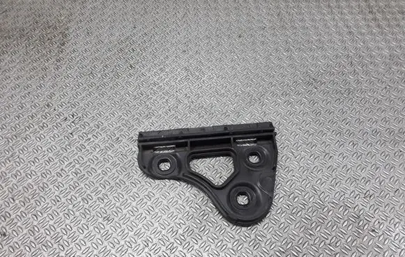 Audi A2 Front bumper mounting bracket 8Z0821248