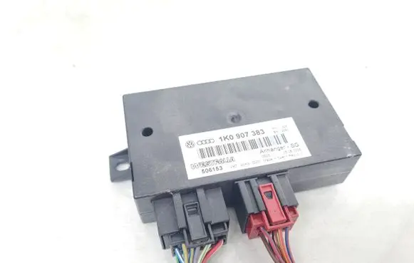 Volkswagen Golf Plus Tow bar trailer control unit/module 1K0907383