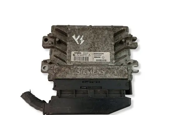 Renault Clio II Engine control unit/module 8200326395 8200326387 S110140201A