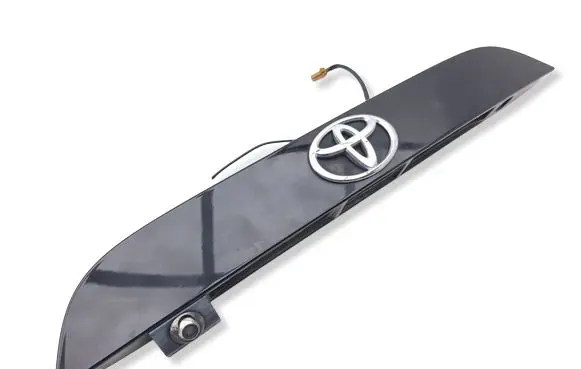 Toyota GT 86 Trunk door license plate light bar C10010069 91112CA000