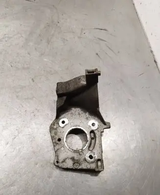 Peugeot 208 I Fuel pump bracket 9685235680