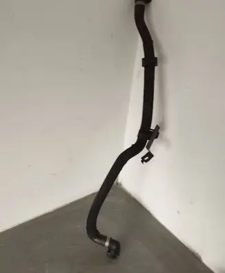 Mercedes-Benz GLE (W166 - C292) Engine coolant pipe/hose A1665002800