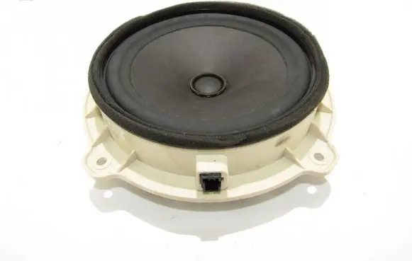 Hyundai ix35 Rear door speaker 963302s500