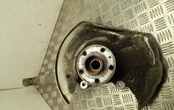 Volvo XC90 Front wheel hub KN051