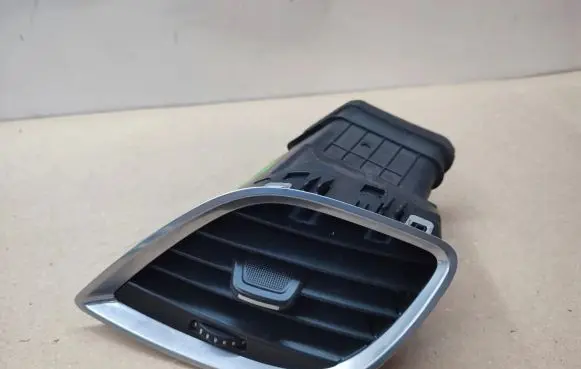 Opel Mokka Dashboard side air vent grill/cover trim 95245317