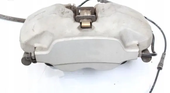 BMW 5 G30 G31 Front brake caliper