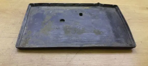 Toyota RAV 4 (XA30) Battery tray 