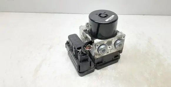 Volvo S80 ABS Pump 31261142 P31261142
