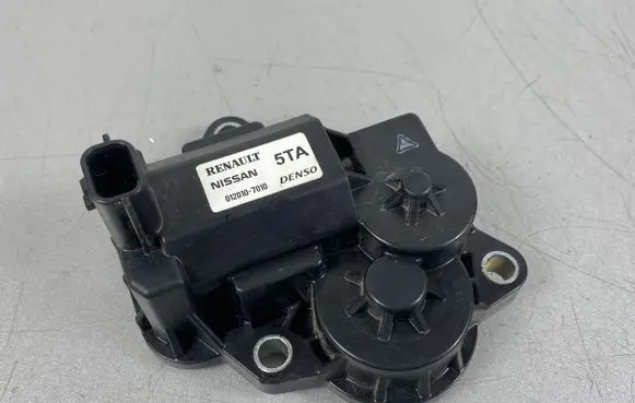 Nissan X-Trail T33 Other engine bay part 0120107010