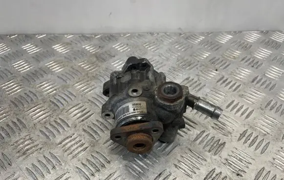 BMW 3 E90 E91 Power steering pump 7692974546