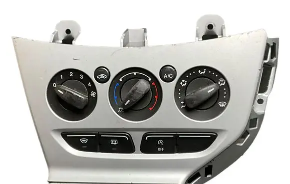 Ford Focus Climate control unit CJ5T19980AE FDCJ5T12072221 E1075533