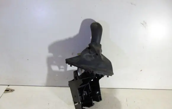 Renault Kangoo II Gear selector/shifter in gearbox 