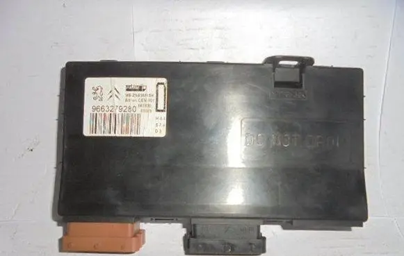 Peugeot 407 Seat control module 