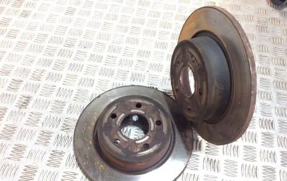 Ford Kuga II Rear brake disc AV612A315BA