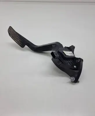 Land Rover Discovery Sport Accelerator throttle pedal FK729F838BB