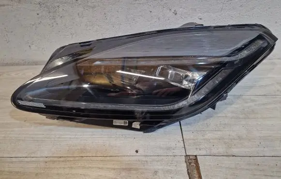 Jaguar E-Pace Headlight/headlamp M9C3-13W030-EC