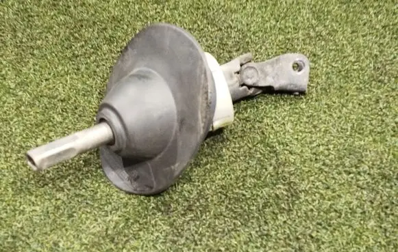 Nissan NV300 Steering column universal joint 8200011728 91166377