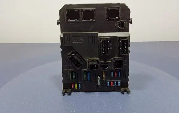 Peugeot 407 Fuse box set 9655708380