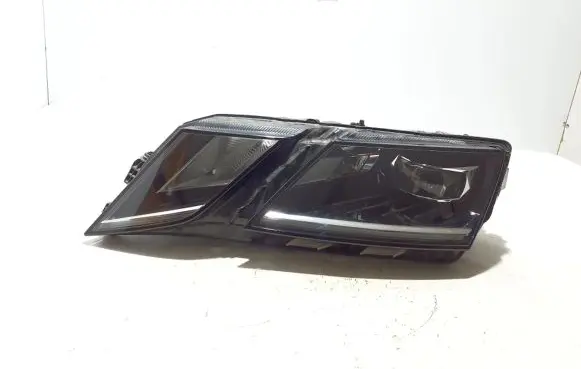 Skoda Octavia Mk3 (5E) Headlight/headlamp 5E1941015D