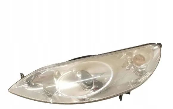 Peugeot 407 Headlight/headlamp 