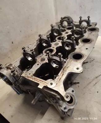 Land Rover Range Rover L322 Engine head 
