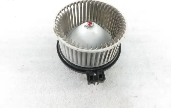 Mazda CX-7 Heater fan/blower 8727000690