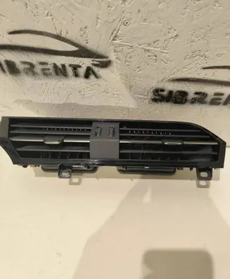 Audi Q3 8U Rear air vent grill Q3au326 83B8201032EI 83B820903GP