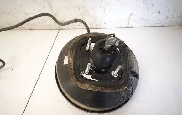 Peugeot 207 Brake booster 9682338280