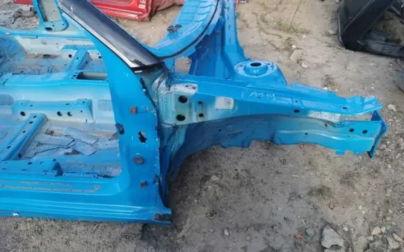 Front quarter panel