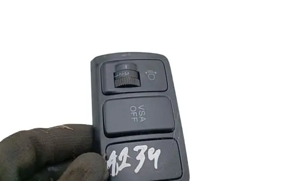 Honda Accord Headlight level height control switch M19620