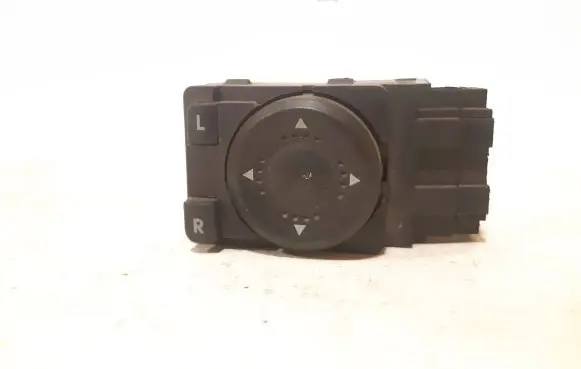 Volkswagen PASSAT B5 Wing mirror switch 3B1959565