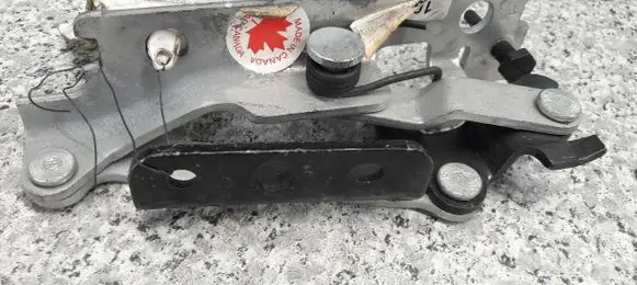 Opel Sintra Tailgate hinge 10404005