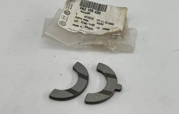 Volkswagen II LT other engine part 062109435