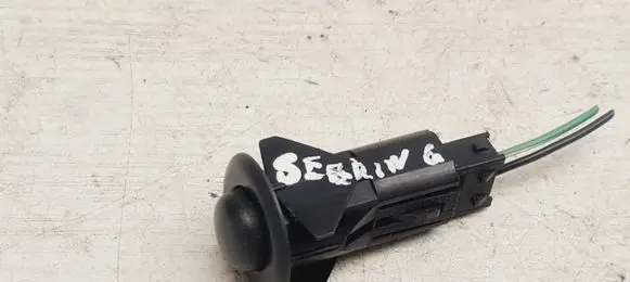 Chrysler Sebring (JS) Tailgate opening switch 04760847AC 77311