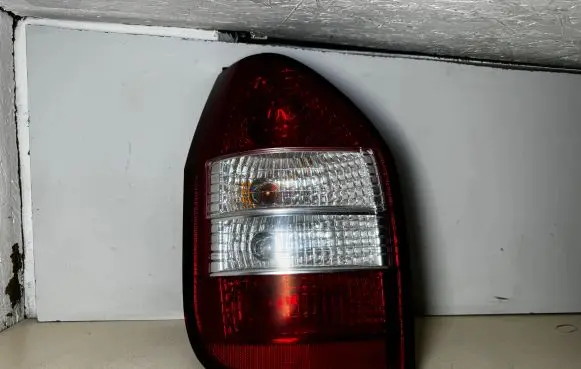 Opel Zafira A Rear/tail lights
