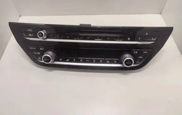 BMW 5 G30 G31 Climate control unit 6999408 64116999408