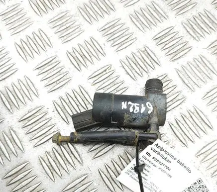 Volvo S60 Windscreen/windshield washer pump 31416483