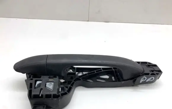 Mercedes-Benz Sprinter W907 W910 Front door exterior handle