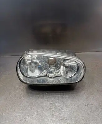 Volkswagen Golf IV Headlight/headlamp 