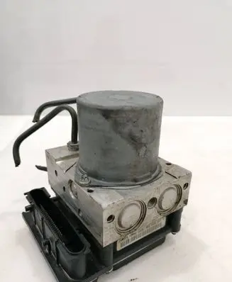 Mercedes-Benz B W245 ABS Pump A0064313812 5424L9120907 0265235496