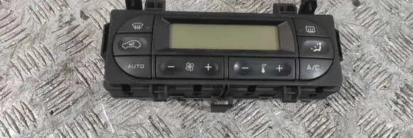 Peugeot 1007 Climate control unit 96530443XT