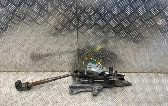 Volvo V70 Steering wheel axle 7G9N3F880DE P31340734