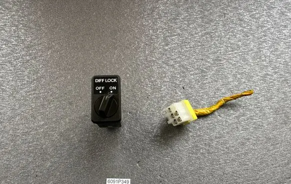 Nissan Patrol Y60 Differential lock switch 2553505J00